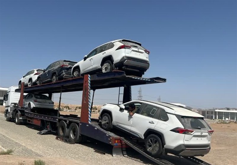 گمرک آپرین مجاز به ترخیص خودروهای وارداتی