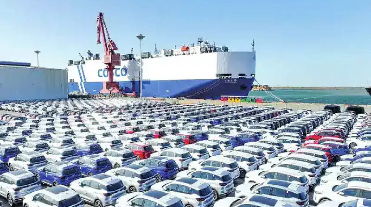 پرسش از وزیر صمت درباره وضعیت واردات و تنظیم بازار خودرو